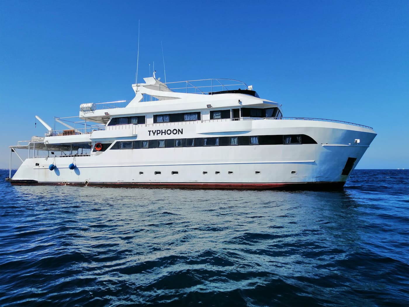 M/Y Typhoon